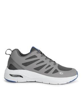 lace-up running sports shoes