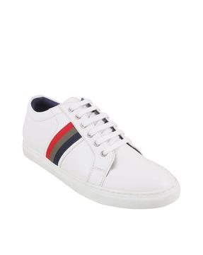 lace-up casual shoes with synthetic upper