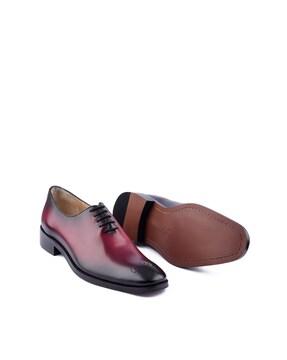 lace-up round-toe formal shoes