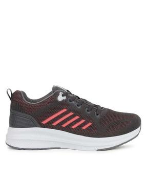 lace-up running sports shoes