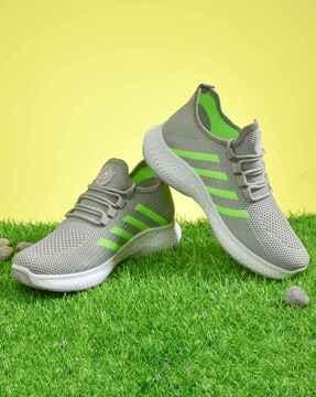 lace-up running sports shoes