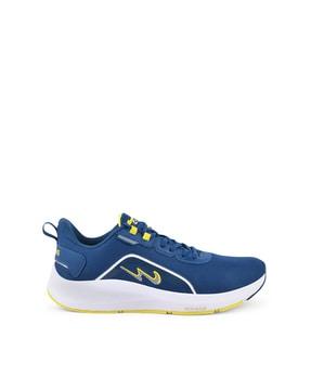 lace-up sports shoes