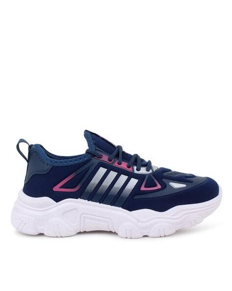 lace-up sports shoes