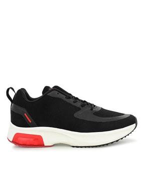 lace up sports shoes