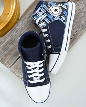 lace-ups with canvas upper