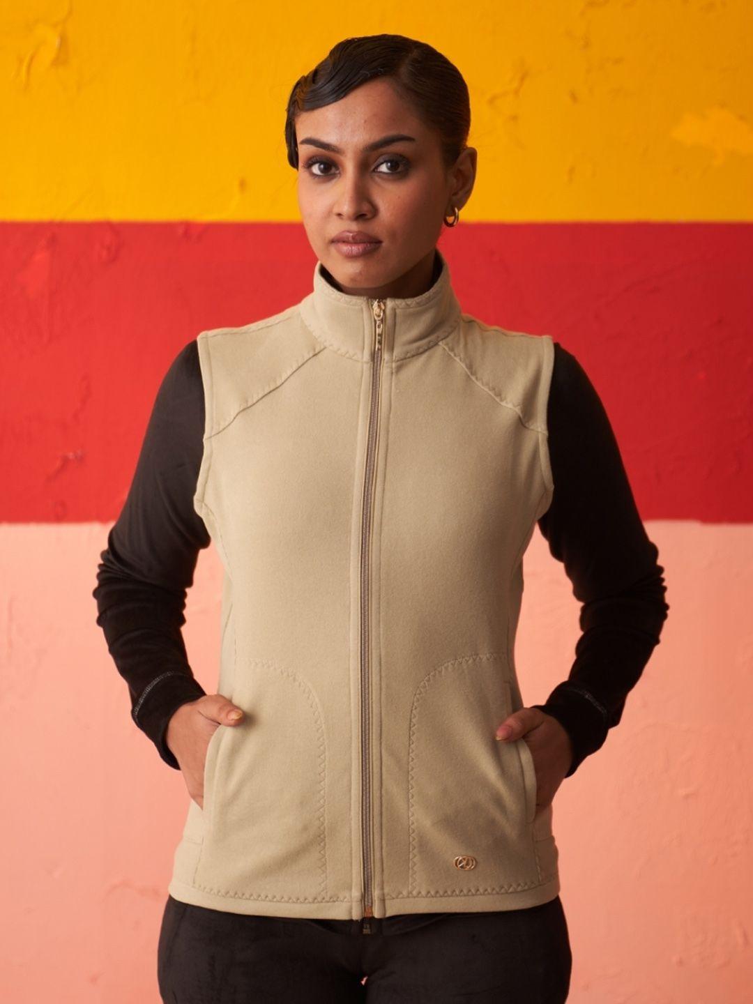 lakshita mock collar sleeveless lightweight tailored jacket