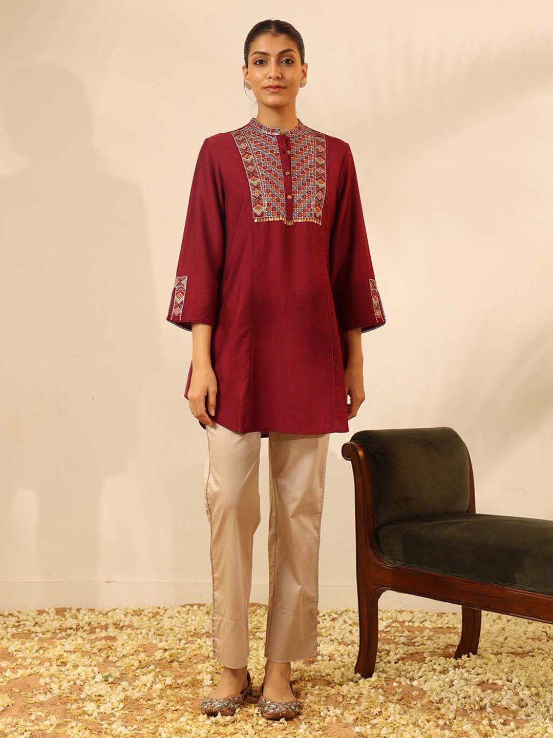 lakshita embroidered straight kurti