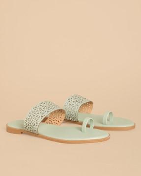 laser cut-out toe-ring sandals