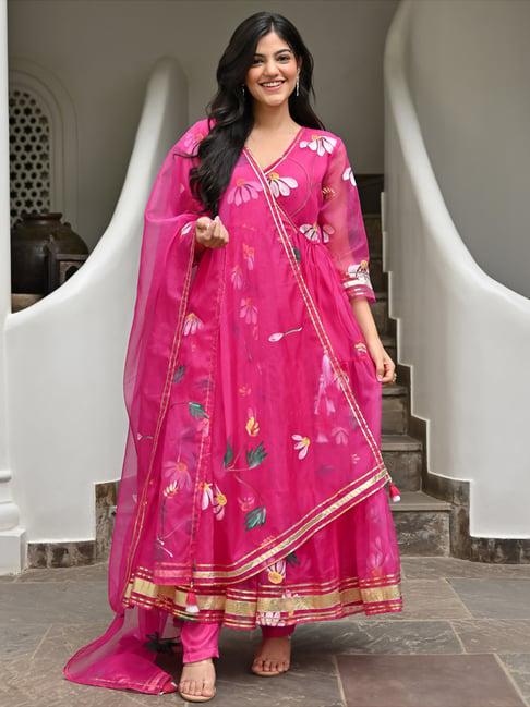 lavanya the label pink printed kurta pant set with dupatta