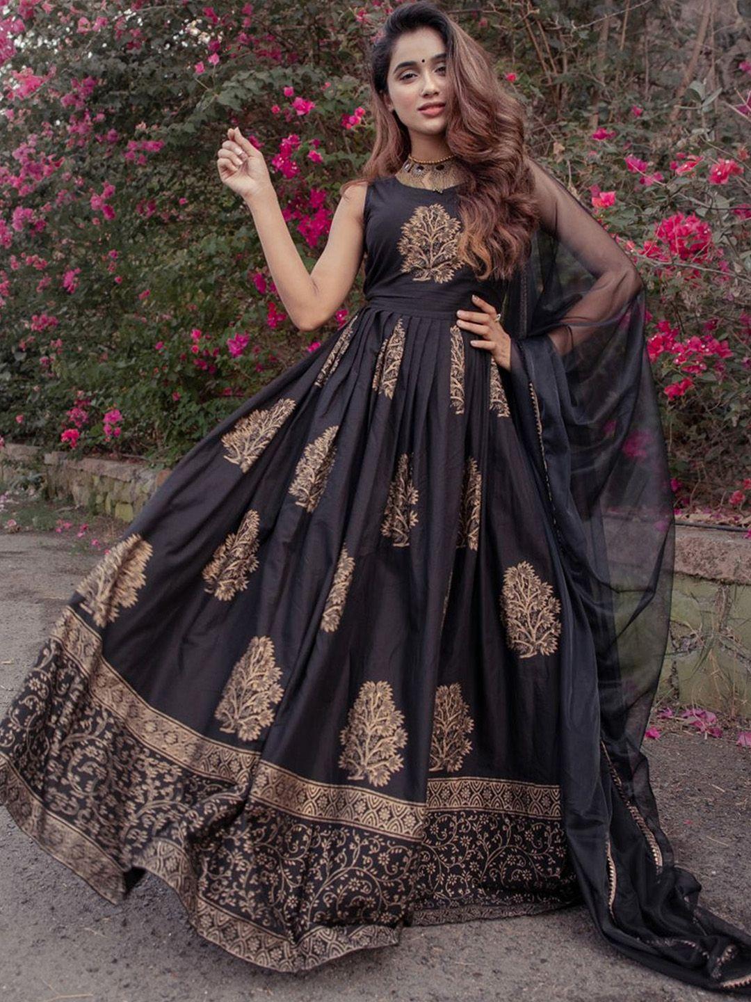 lavanya the label women black & goldenpure cotton printed pleated maxi dress with dupatta