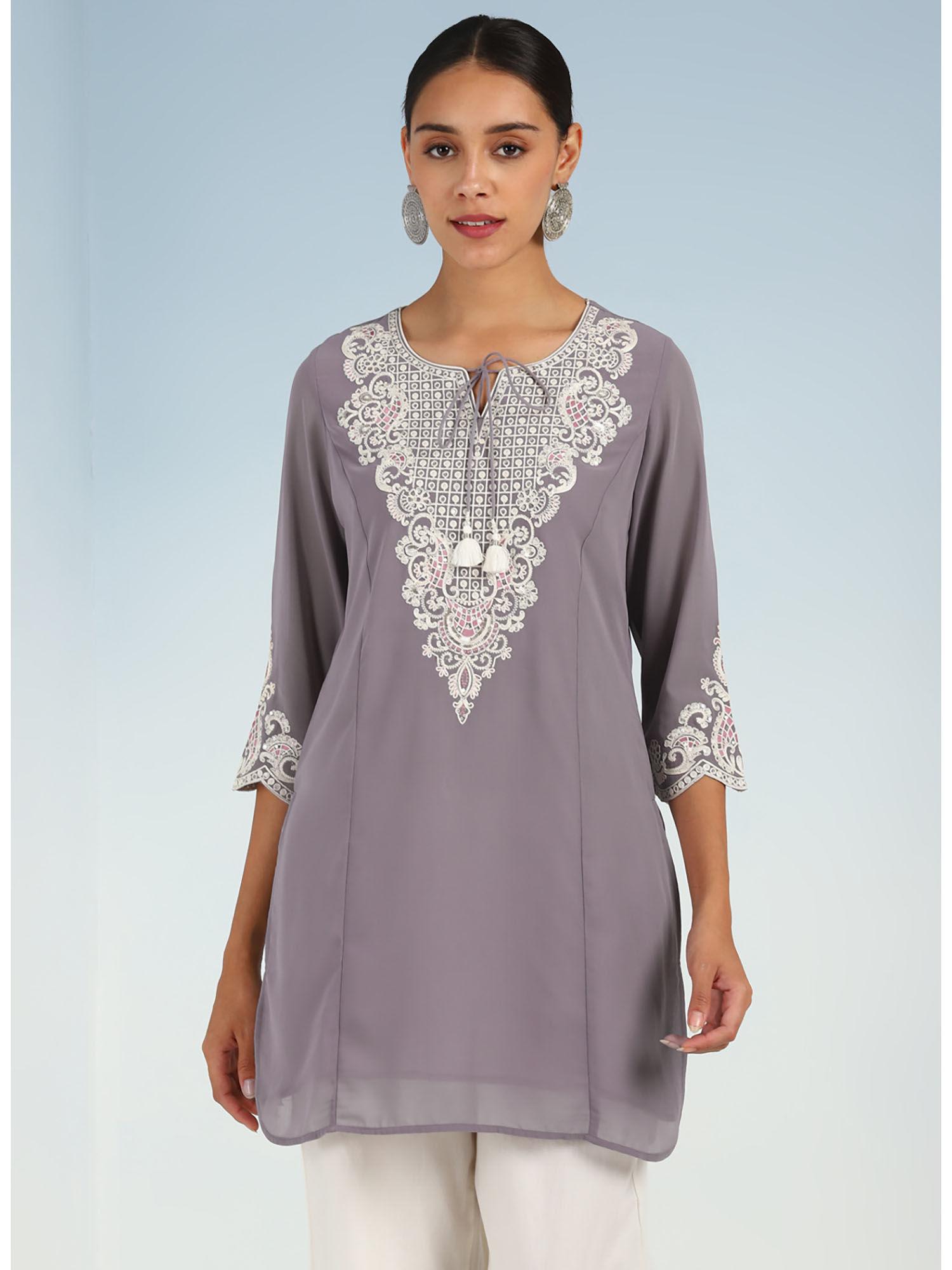 lavender tunic with dori neck and round hem