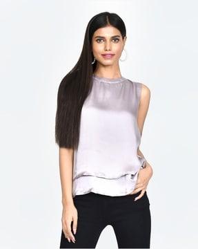 layered top with keyhole back