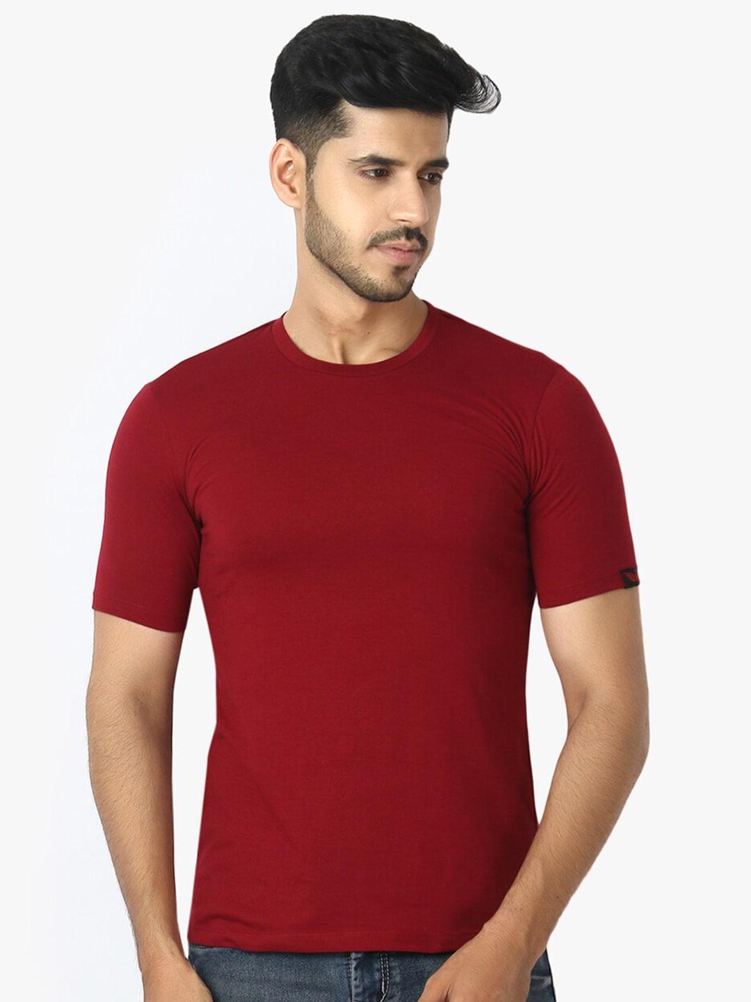 le bourgeois men maroon high neck extended sleeves t-shirt