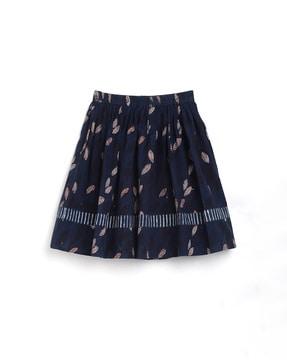 leaf-print-flared-skirt