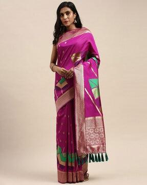 leaf pattern saree with contrast border