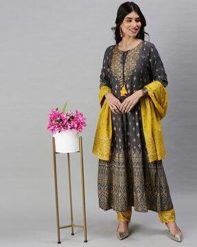 leaf print a-line kurta set with dupatta