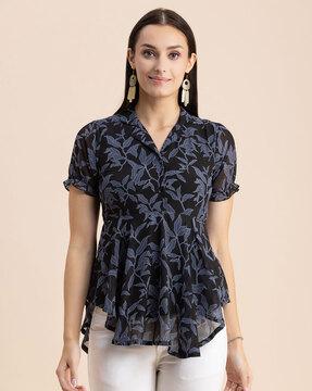 leaf print peplum top with button accent