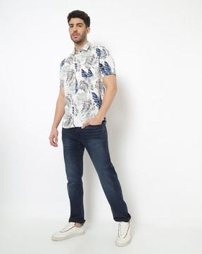 leaf print slim fit shirt with patch pocket