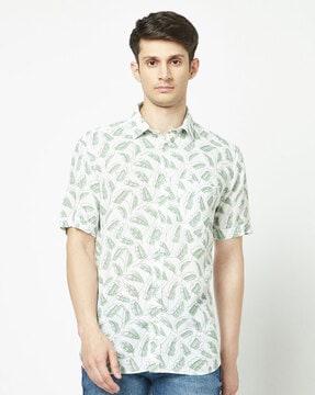 leaf print slim-fit shirt