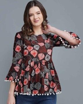 leaf print top with 3/4th sleeves