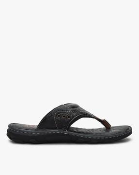 leather thong-strap sandals