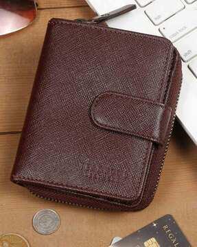 leather bi-fold wallet