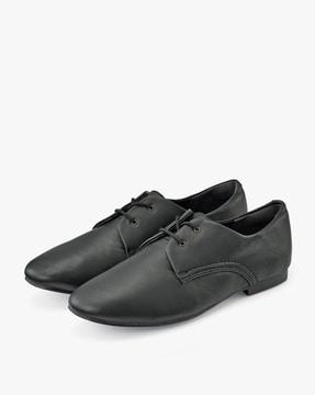 leather lace-up shoes