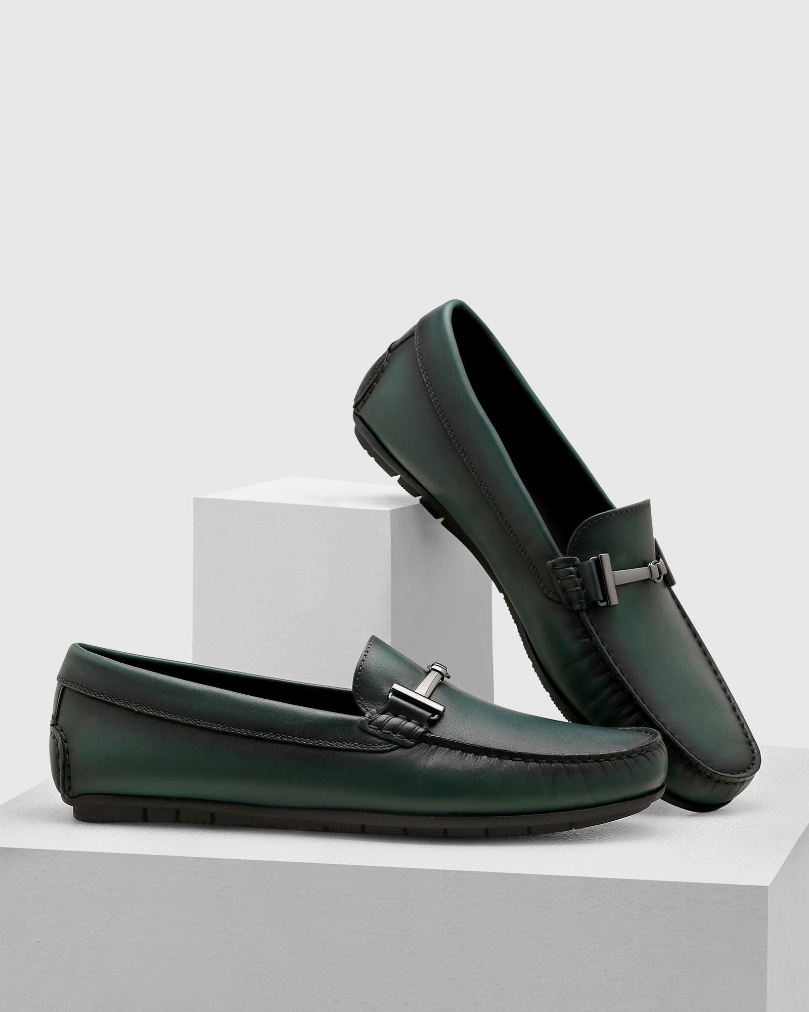 leather loafers shoes in dark green (qanali)