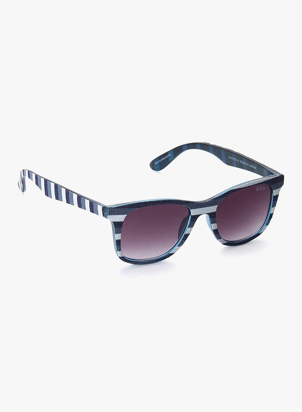 lee cooper unisex wayfarer sunglasses lc9125svb