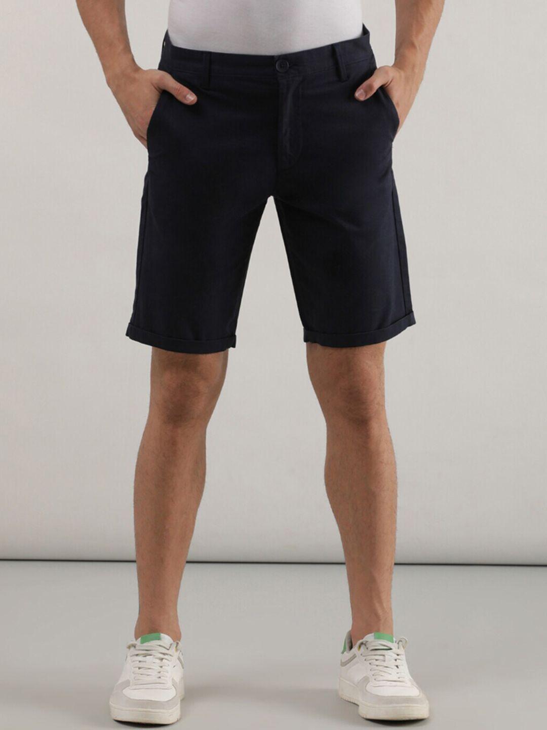 lee men mid-rise slim fit cotton shorts