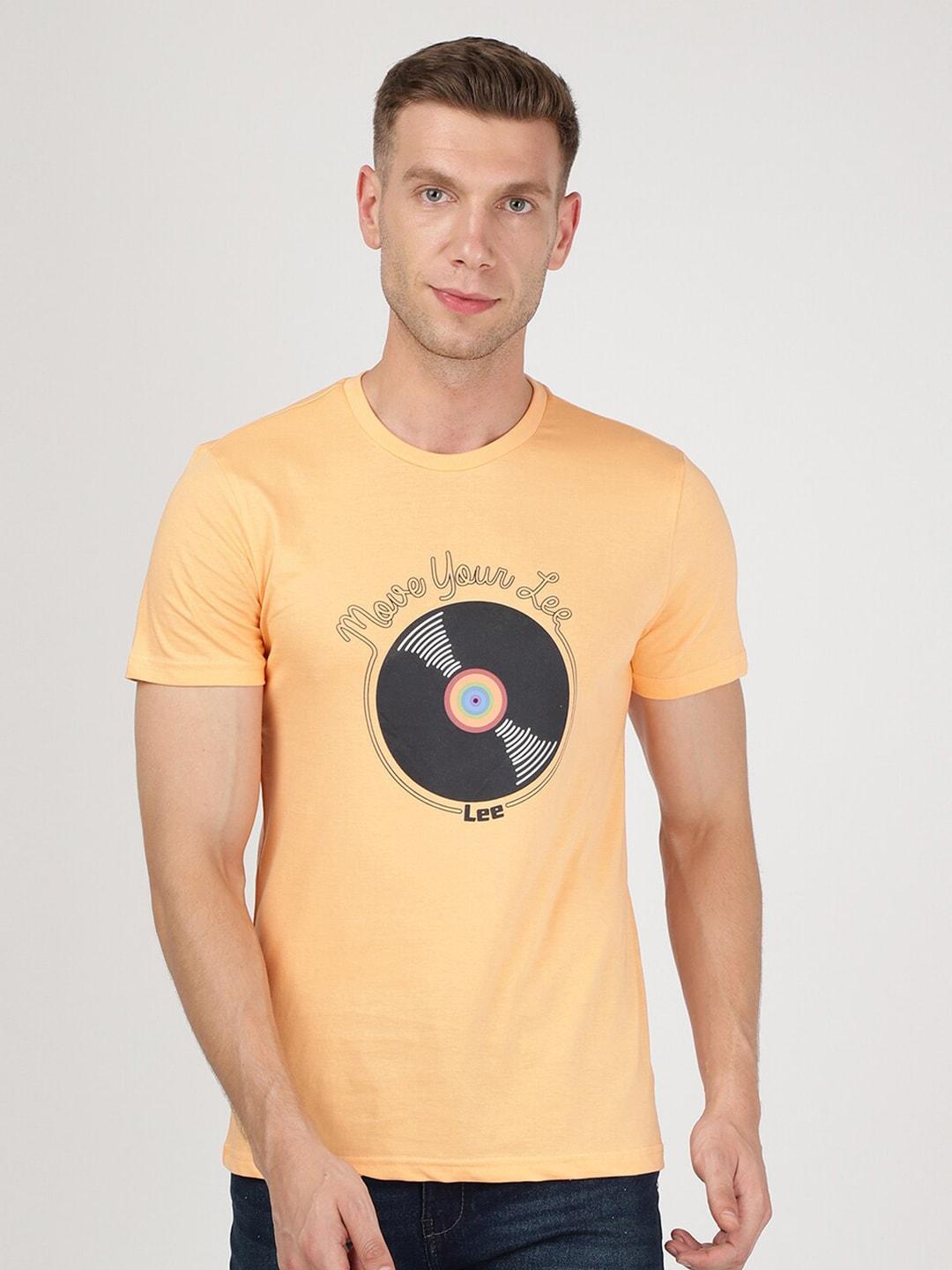 lee men peach-coloured printed slim fit t-shirt