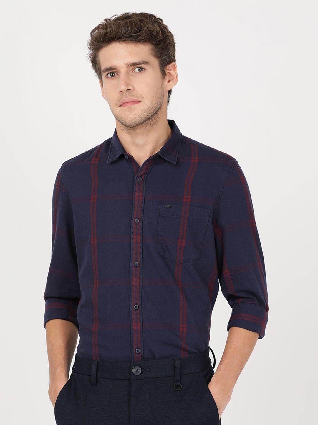 lee men slim fit checked cotton casual shirt
