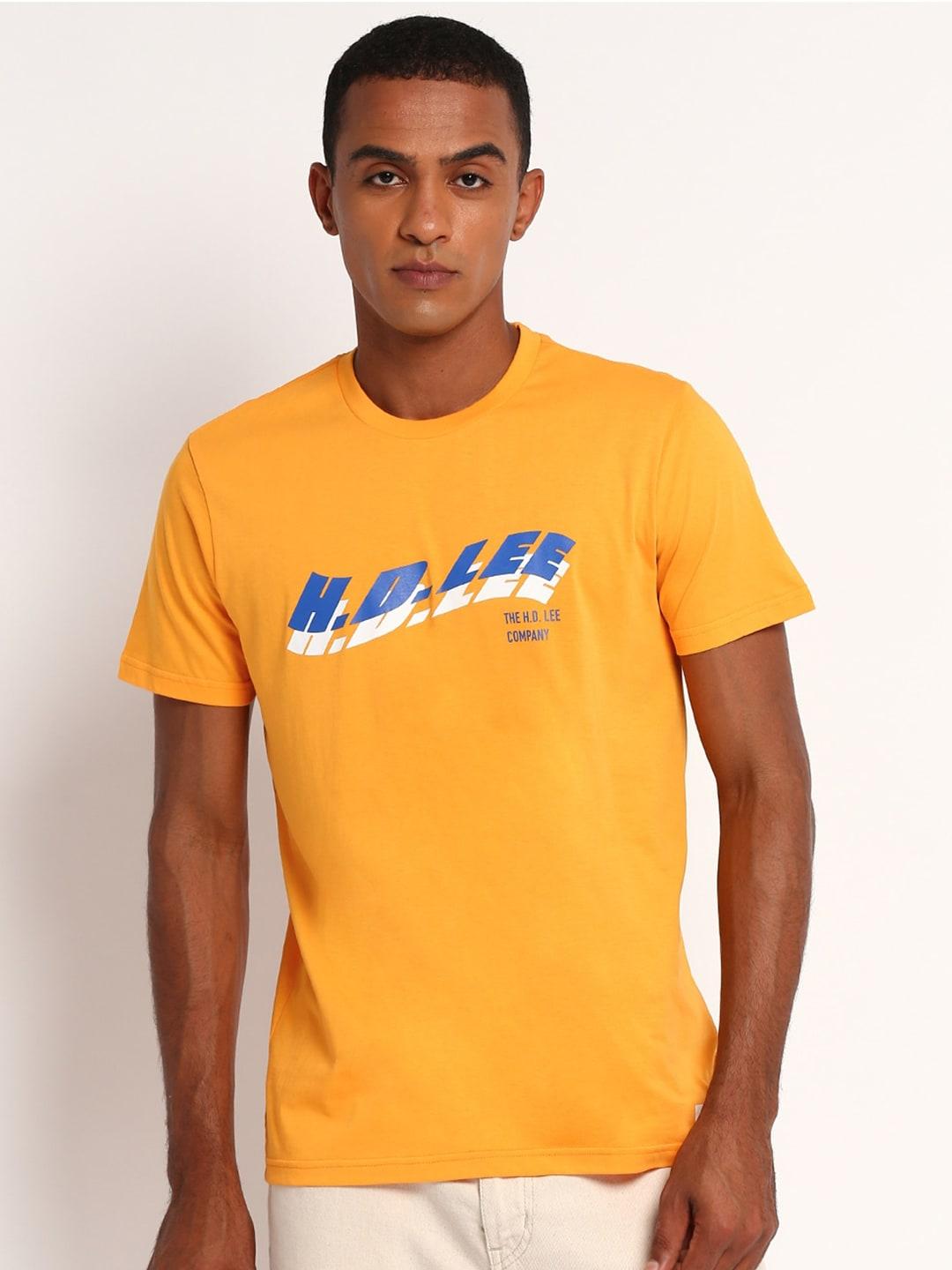 lee men yellow typography printed slim fit t-shirt