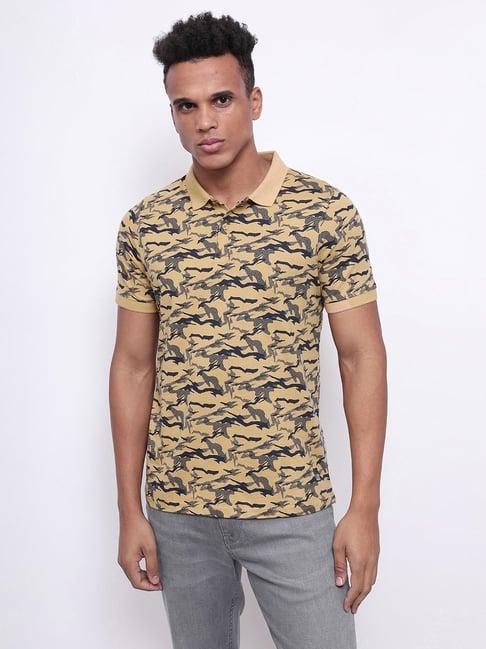 lee beige slim fit printed polo t-shirt