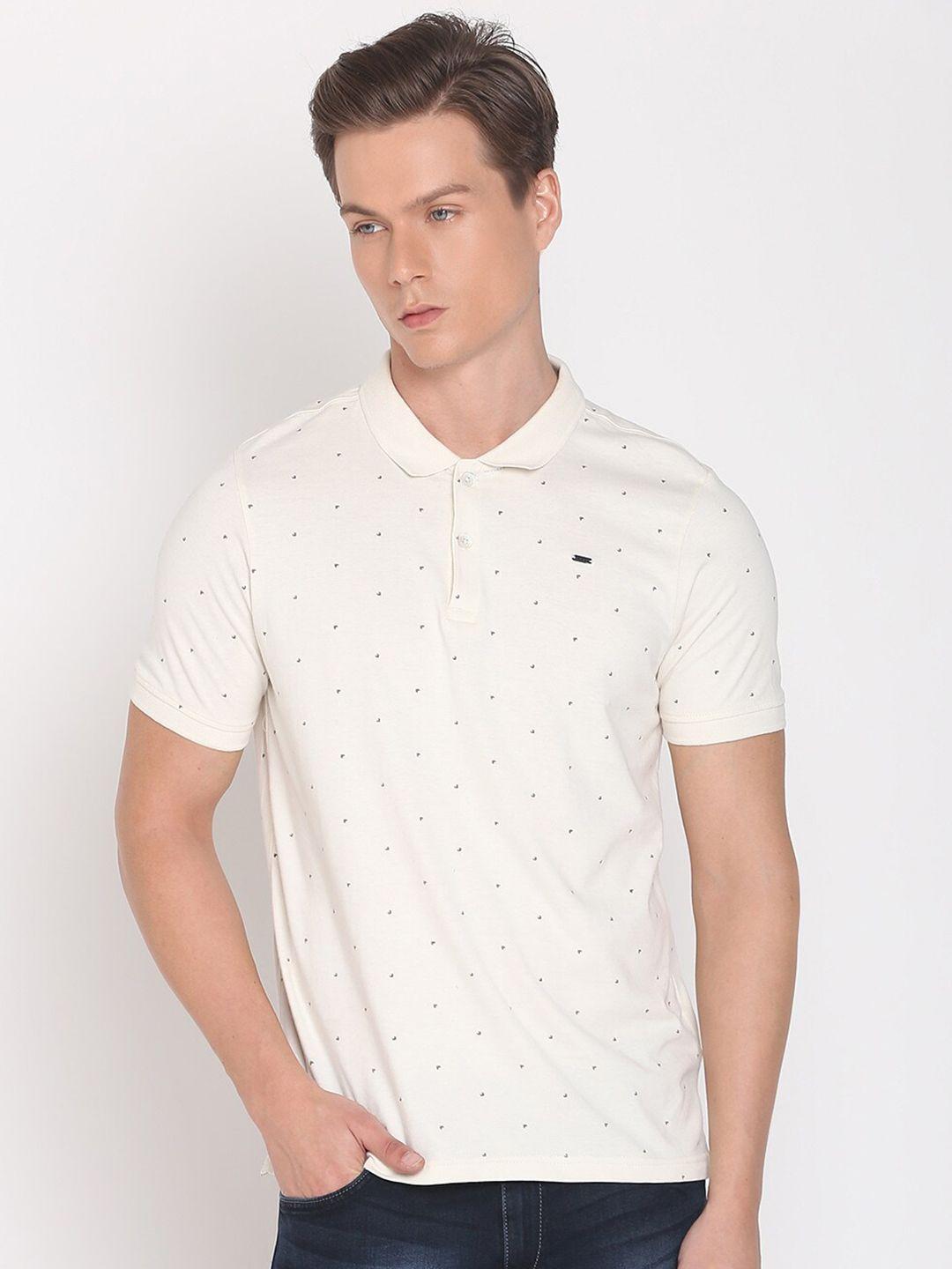 lee men beige & black printed polo collar slim fit t-shirt