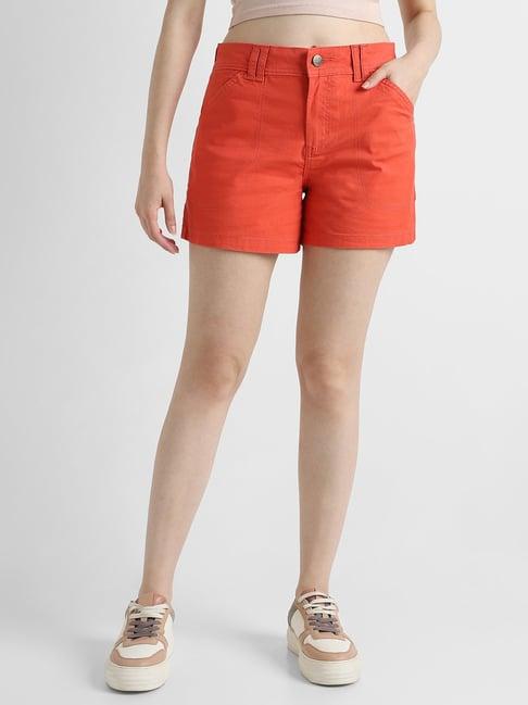 lee red denim shorts