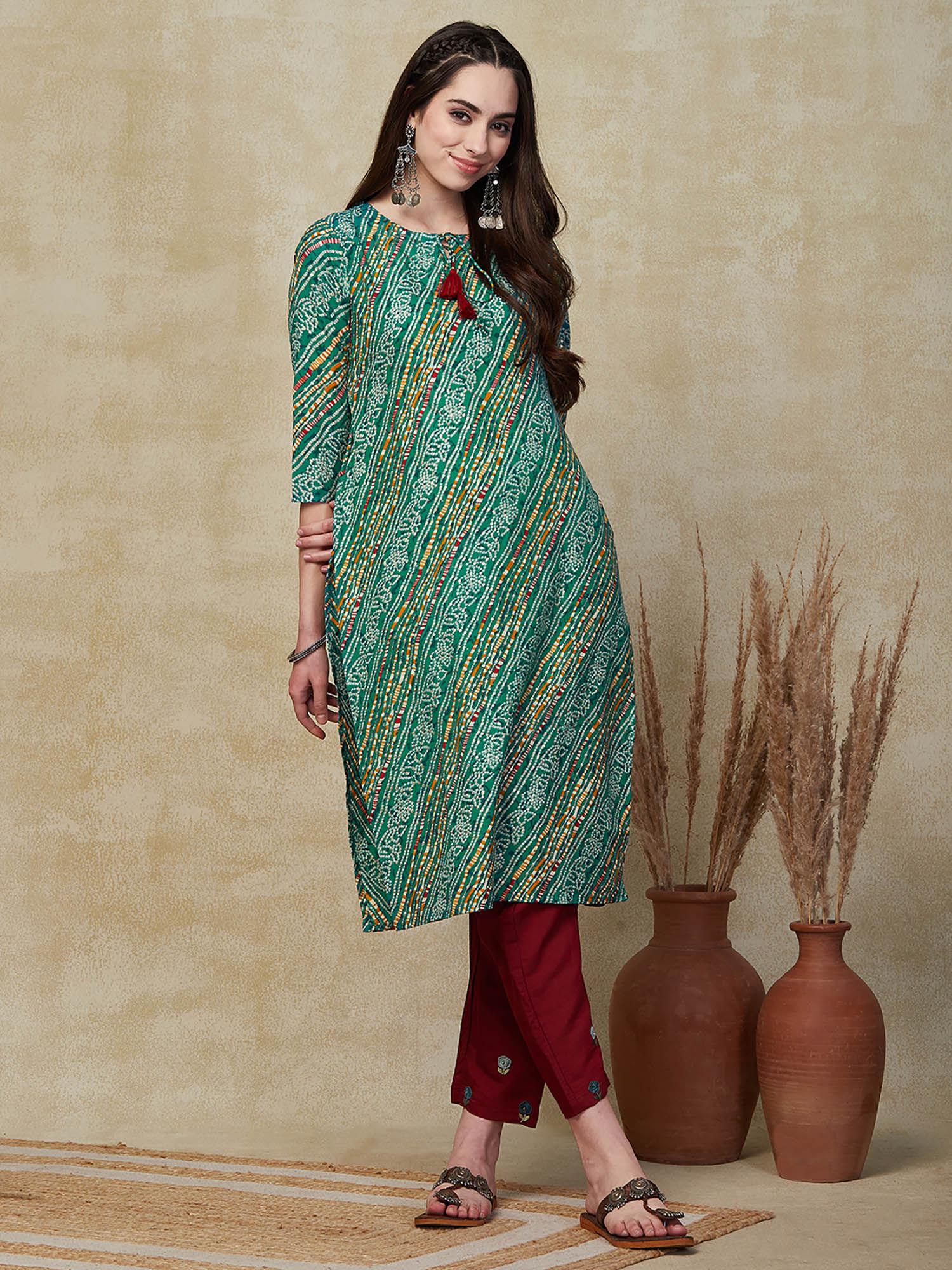 lehriya & bandhani printed tasselled kurta - green