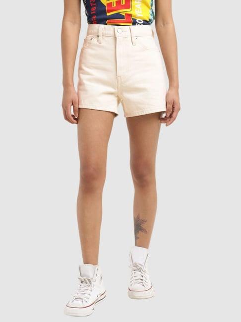 levi's cream regular fit shorts