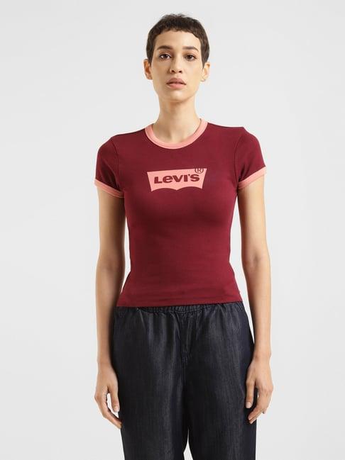 levi's maroon printed t-shirt