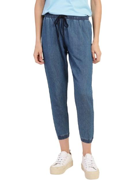 levi's mid indigo relaxed fit mid rise cropped joggers