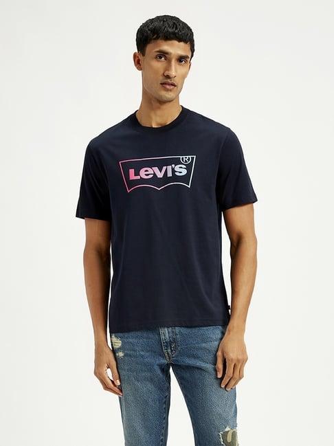 levi's navy cotton regular fit logo printed t-shirt