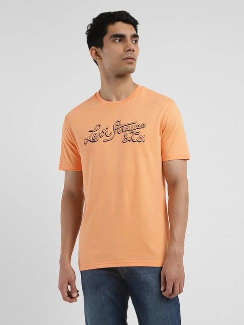 levi's peach regular fit logo printed t-shirt