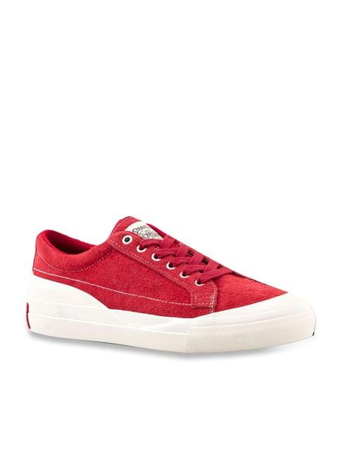 levi's women's red casual sneakers