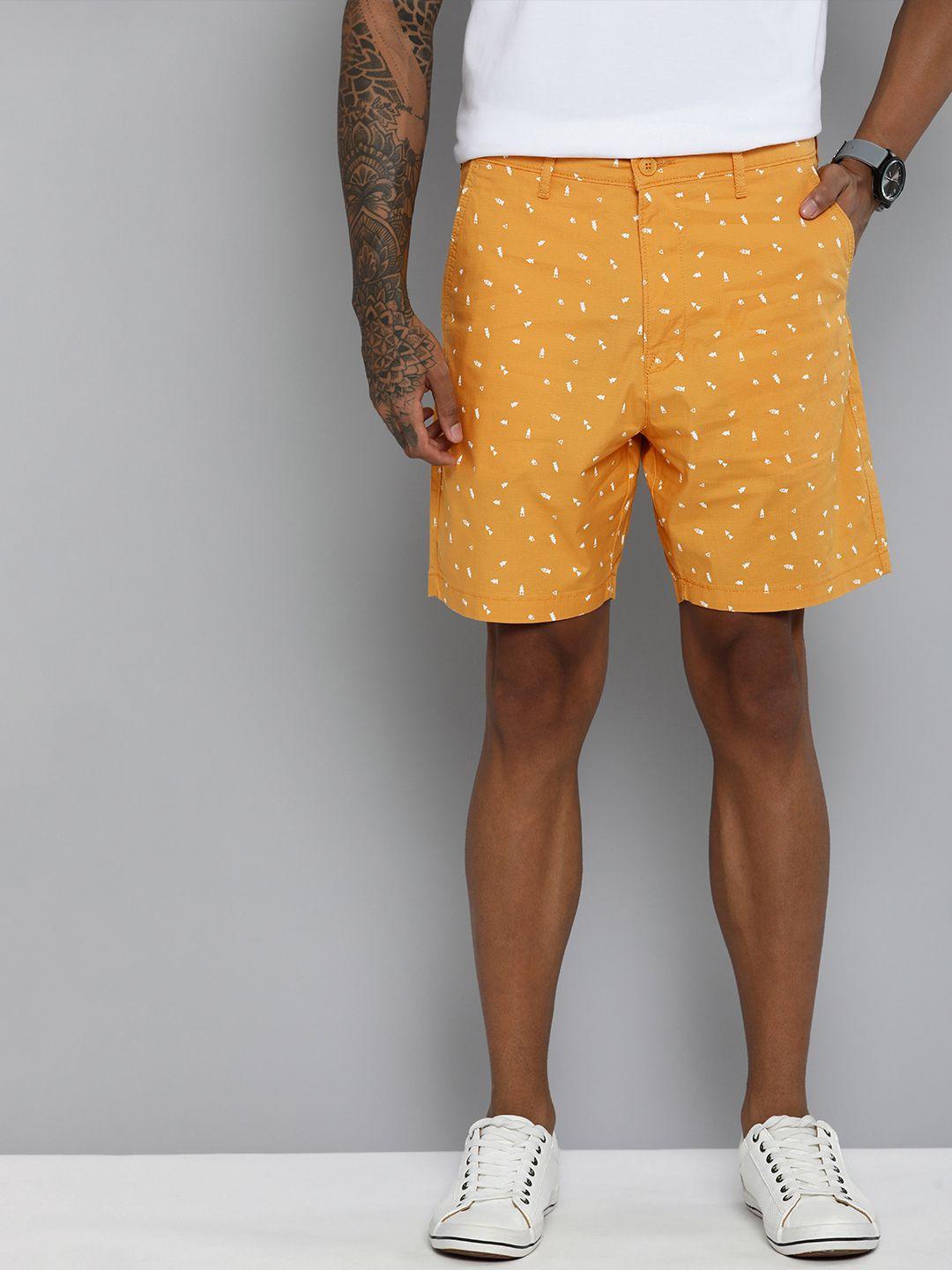 levis men yellow printed chino shorts