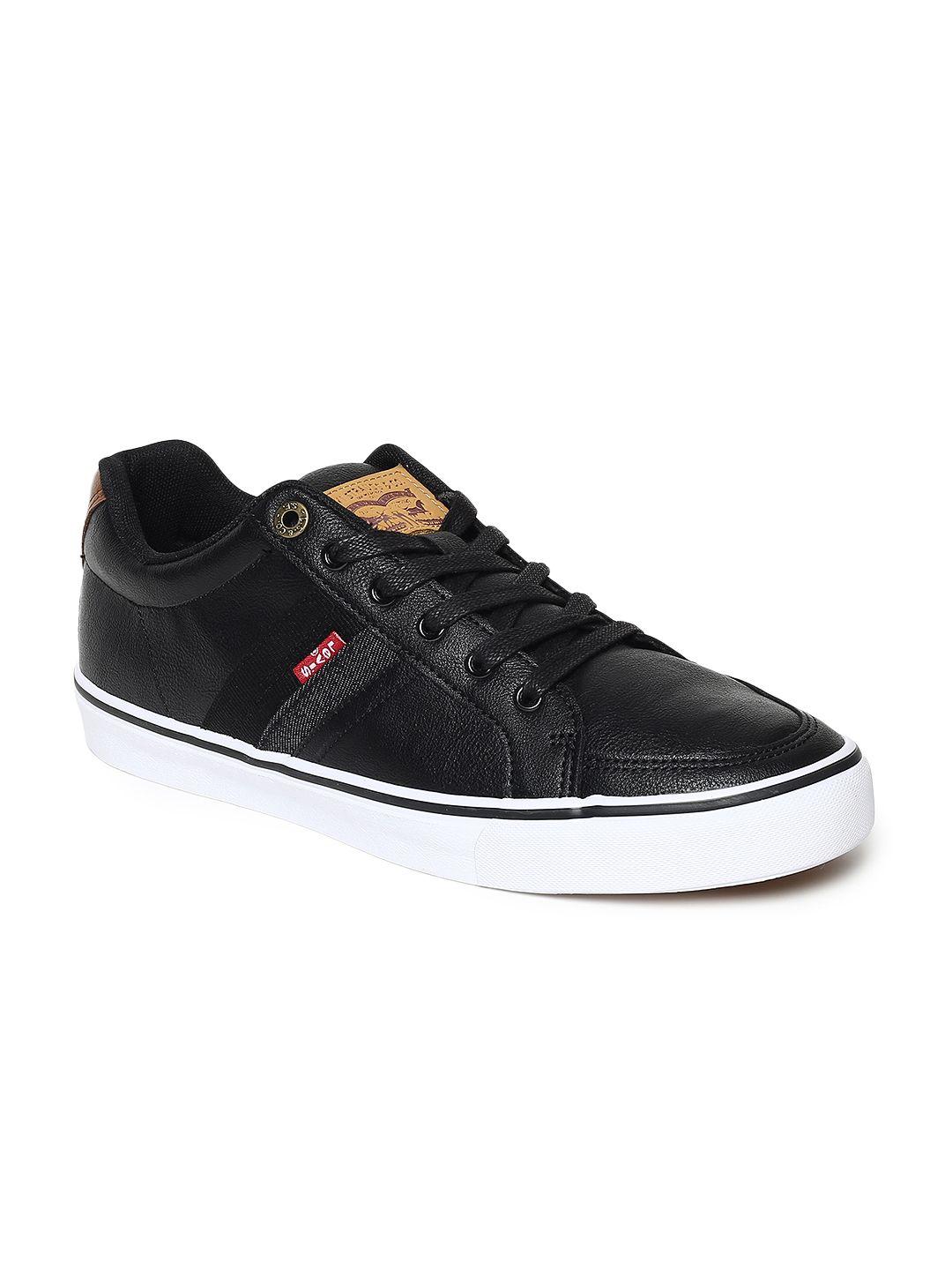 levis men black solid sneakers