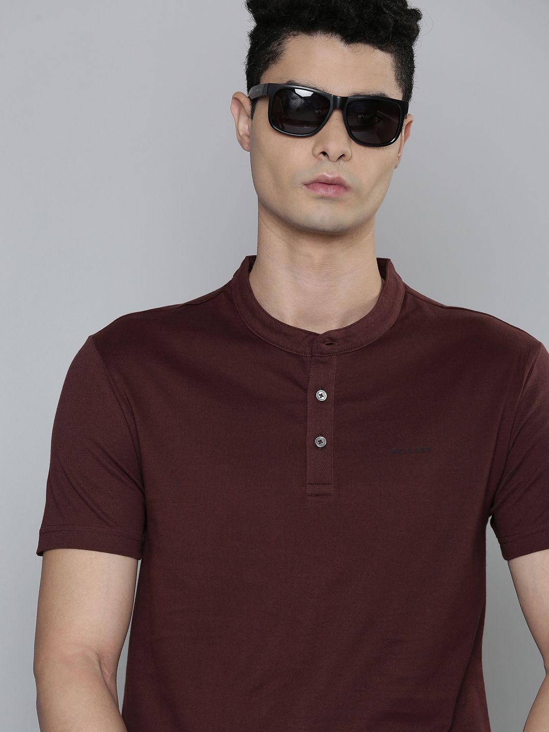 levis men maroon solid pure cotton henley neck t-shirt