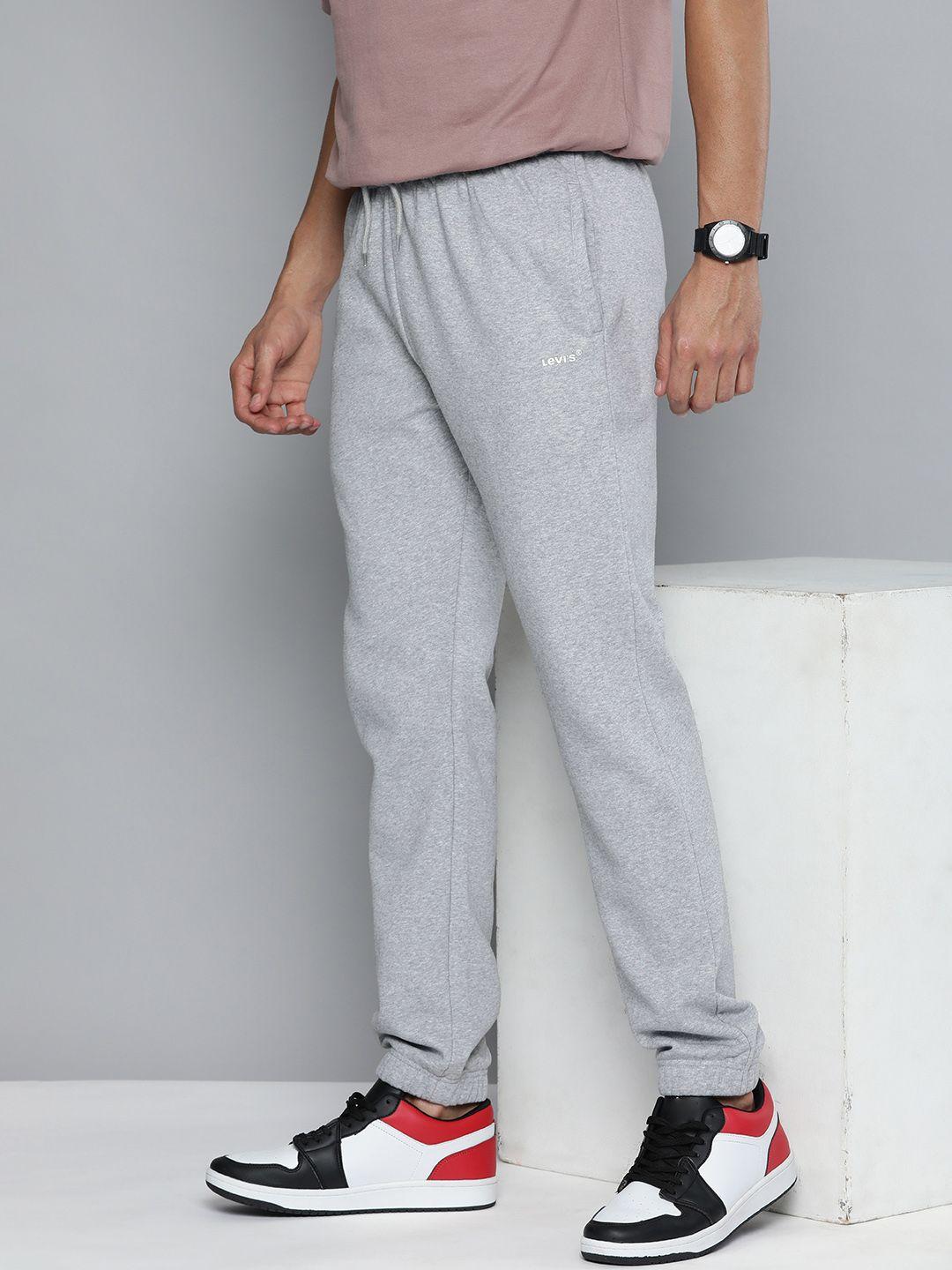 levis men solid joggers