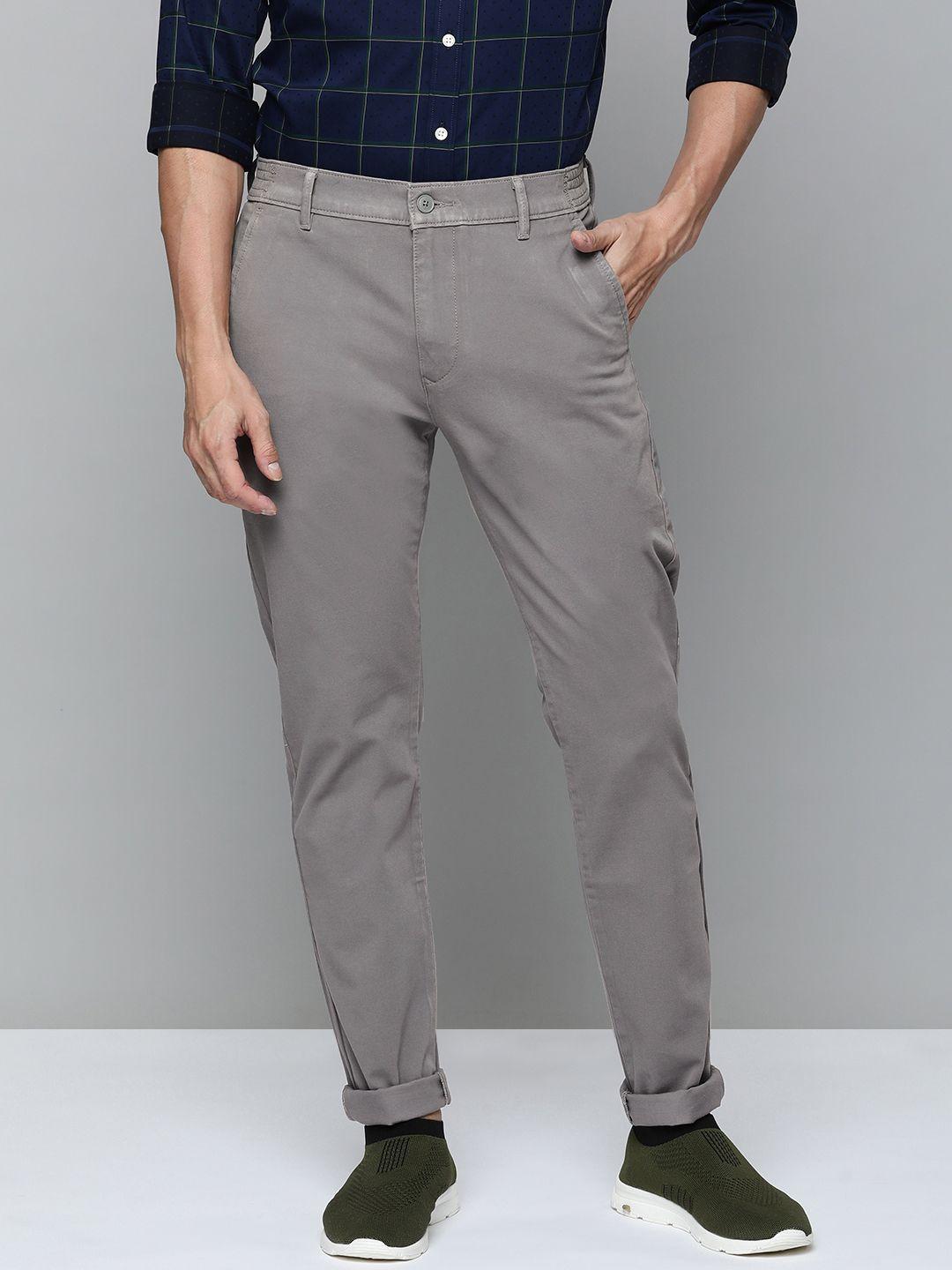 levis men solid slim fit chino trousers