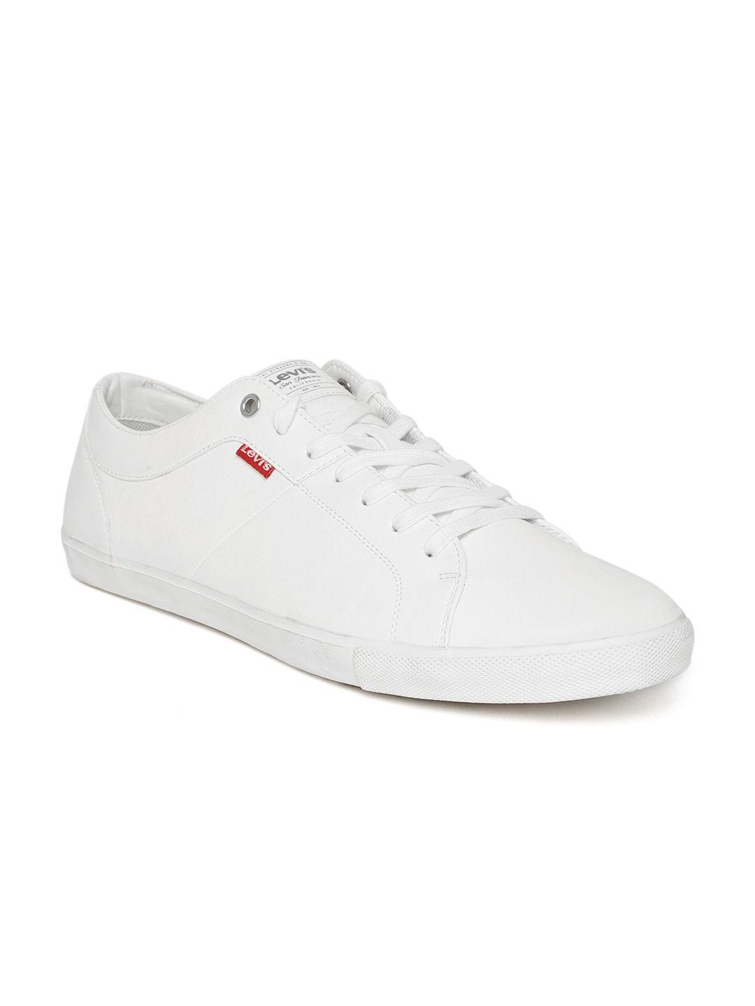 levis men white sneakers