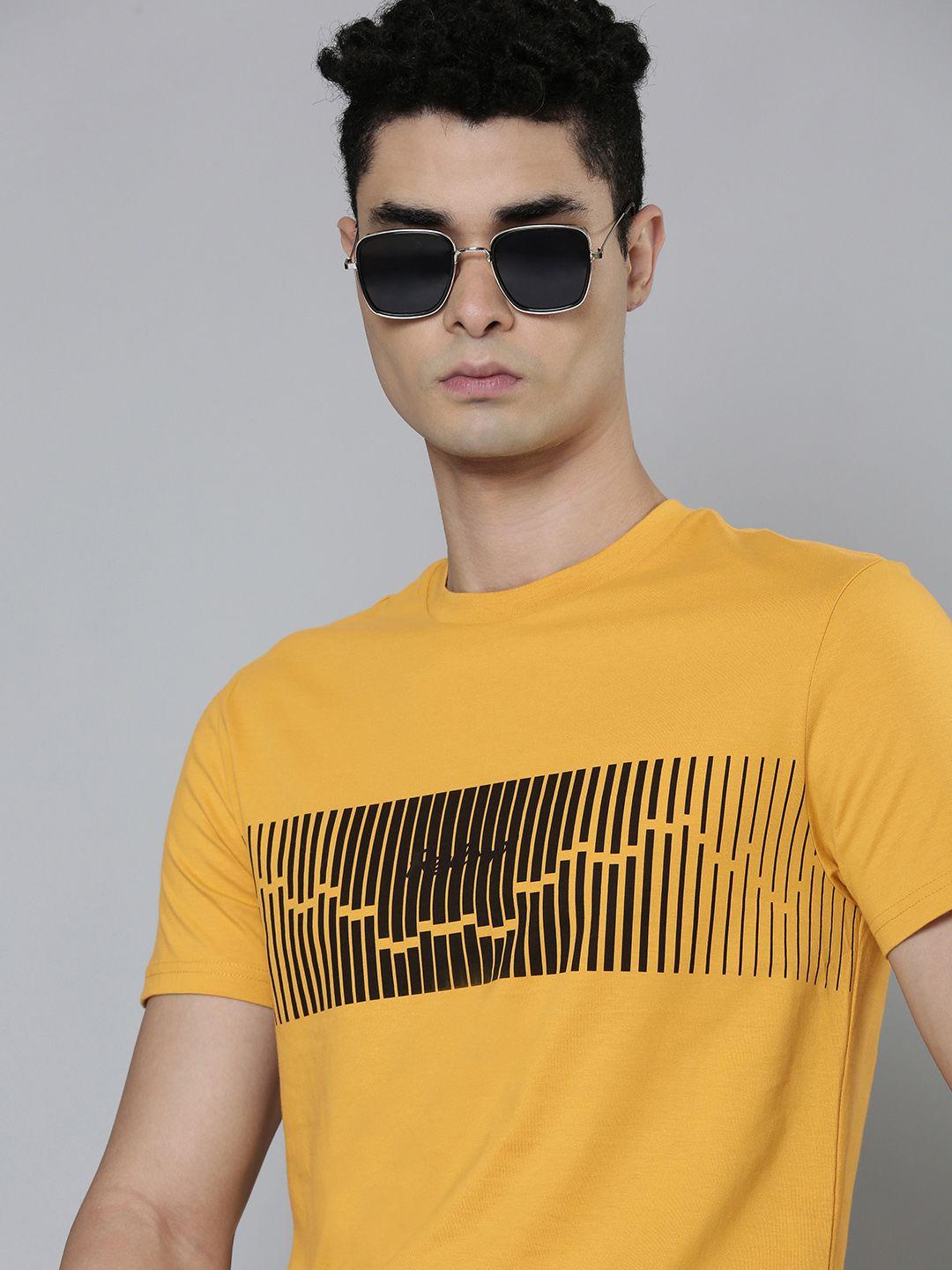 levis men yellow printed pure cotton t-shirt